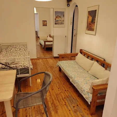 Cosy Open Large By Ruins Helexpo Салоники